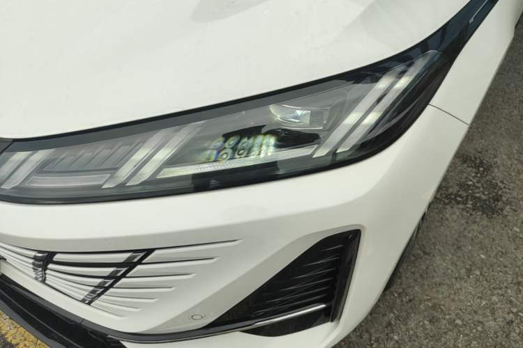 Used CHANGAN Eado 2026 Model, Fourth Generation, 1.5T 500Bar Smart Enjoyment Edition Left Front Headlight