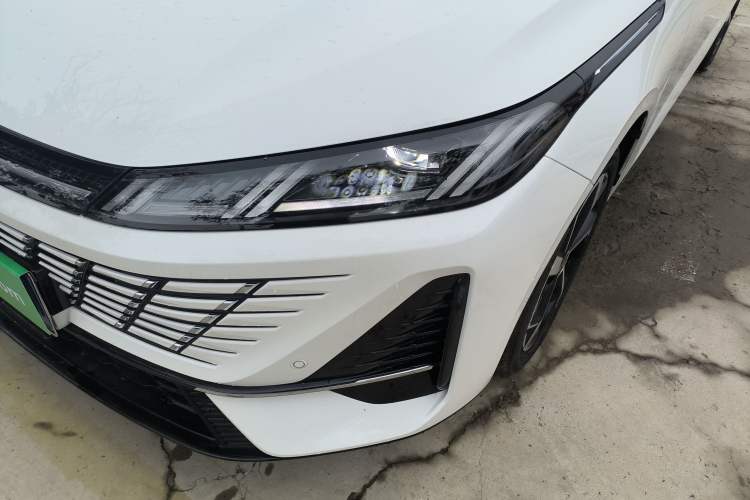 Used CHANGAN Eado 2026 Model, Fourth Generation, 1.5T 500Bar Enjoyment Edition Left Front Headlight