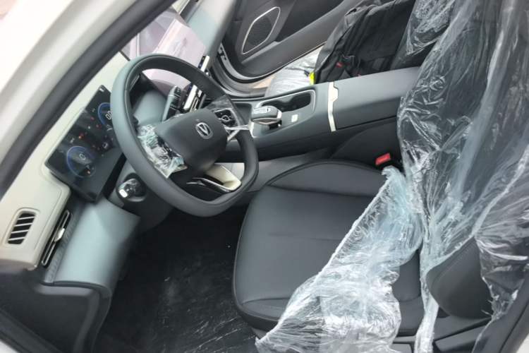 Used CHANGAN Eado 2026 Model, Fourth Generation, 1.5T 500Bar Dynamic Enjoyment Edition Left Front Seat