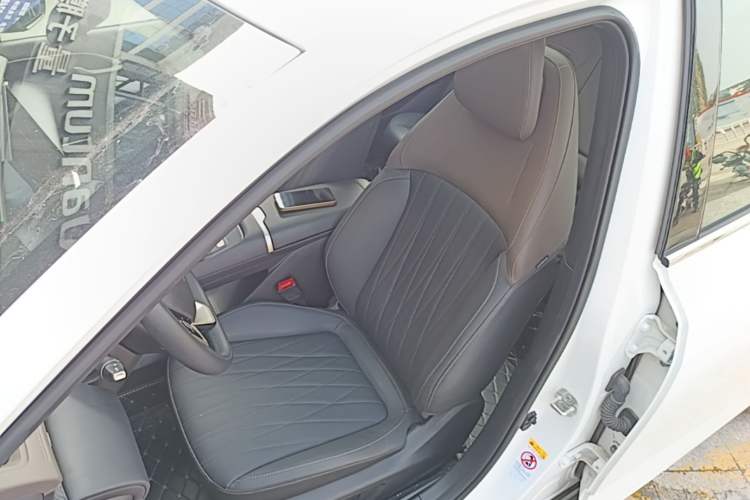 Used CHANGAN Eado 2026 Model, Fourth Generation, 1.5T 500Bar Smart Enjoyment Edition Left Front Seat