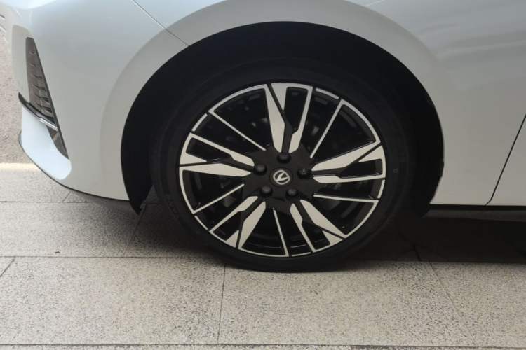 Used CHANGAN Eado 2026 Model, Fourth Generation, 1.5T 500Bar Smart Enjoyment Edition Left Front Wheel Hub