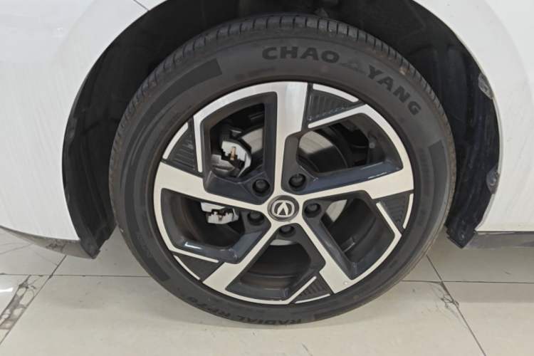 Used CHANGAN Eado 2026 Model, Fourth Generation, 1.5T 500Bar Enjoyment Edition Left Front Wheel Hub