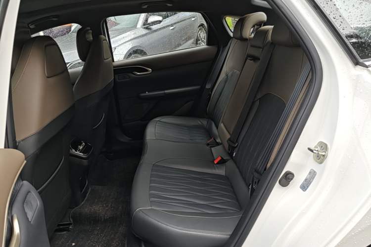 Used CHANGAN Eado 2026 Model, Fourth Generation, 1.5T 500Bar Smart Enjoyment Edition Left Rear Seat