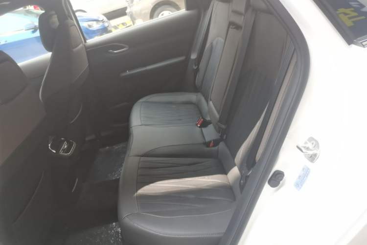 Used CHANGAN Eado 2026 Model, Fourth Generation, 1.5T 500Bar Smart Enjoyment Edition Left Rear Seat