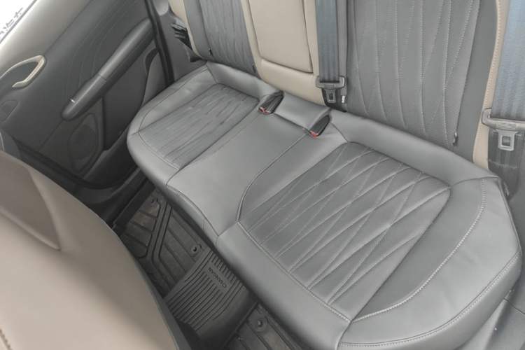 Used CHANGAN Eado 2026 Model, Fourth Generation, 1.5T 500Bar Smart Enjoyment Edition Left Rear Seat