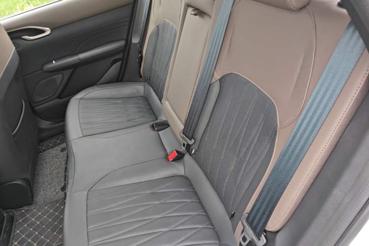 Used CHANGAN Eado 2026 Model, Fourth Generation, 1.5T 500Bar Smart Enjoyment Edition Left Rear Seat