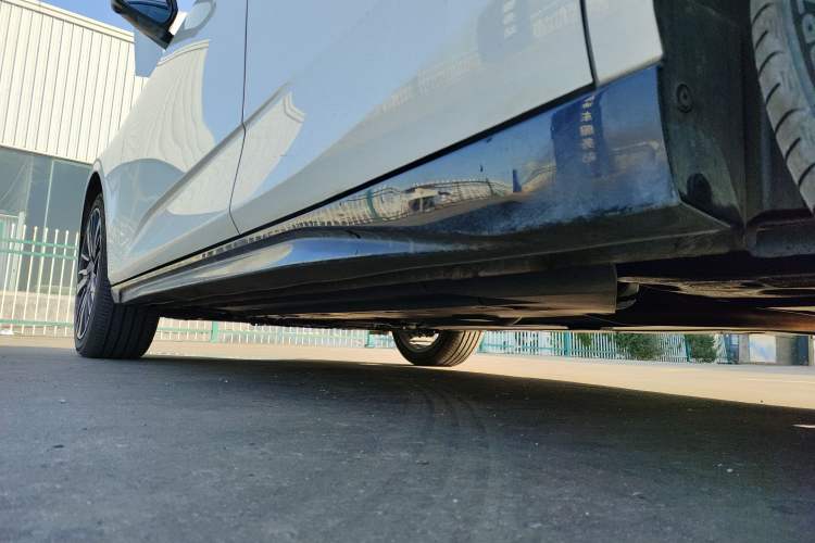 Used CHANGAN Eado 2026 Model, Fourth Generation, 1.5T 500Bar Smart Enjoyment Edition Left Side Sill