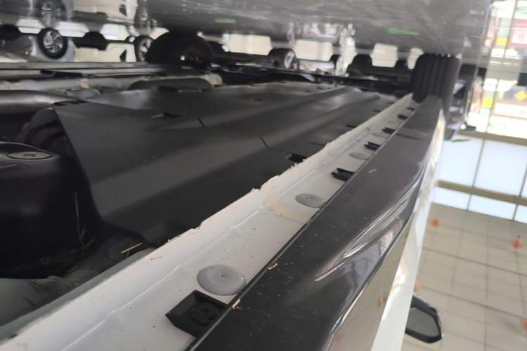 Used CHANGAN Eado 2026 Model, Fourth Generation, 1.5T 500Bar Dynamic Enjoyment Edition Left Side Sill