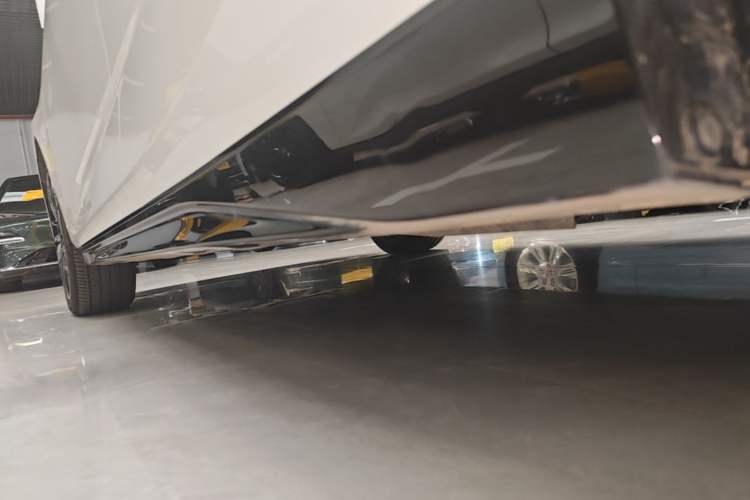 Used CHANGAN Eado 2026 Model, Fourth Generation, 1.5T 500Bar Smart Enjoyment Edition Left Side Sill