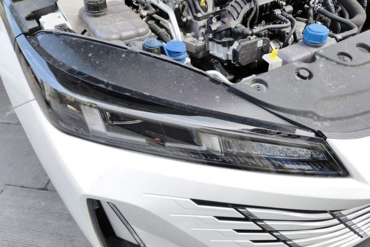 Used CHANGAN Eado 2026 Model, 1.5T Classic Edition Right Front Headlight