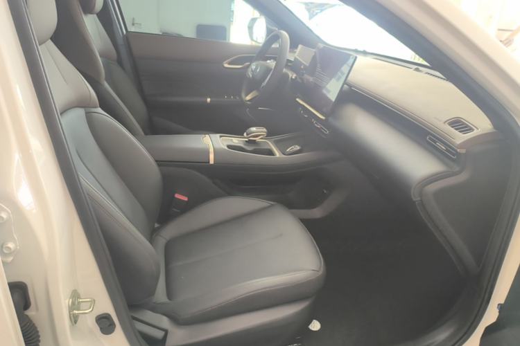 Used CHANGAN Eado 2026 Model, Fourth Generation, 1.5T 500Bar Dynamic Enjoyment Edition Right Front Seat