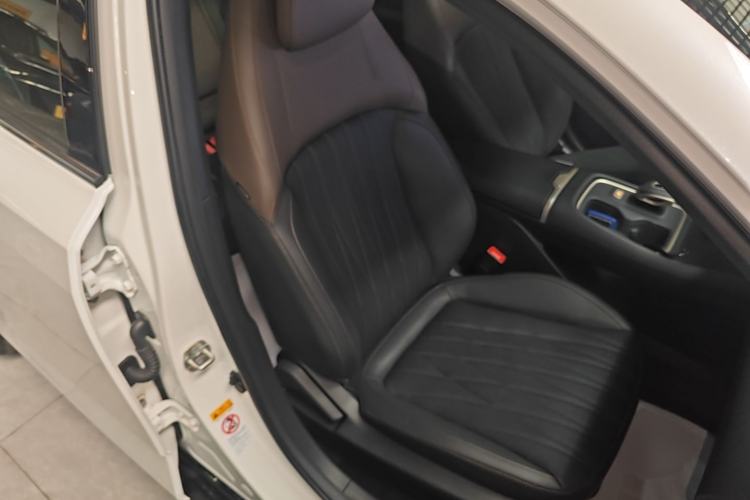 Used CHANGAN Eado 2026 Model, Fourth Generation, 1.5T 500Bar Smart Enjoyment Edition Right Front Seat