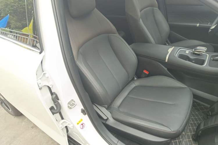 Used CHANGAN Eado 2026 Model, Fourth Generation, 1.5T 500Bar Enjoyment Edition Right Front Seat