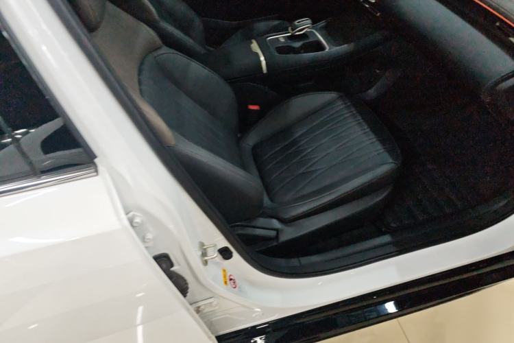 Used CHANGAN Eado 2026 Model, Fourth Generation, 1.5T 500Bar Smart Enjoyment Edition Right Front Seat