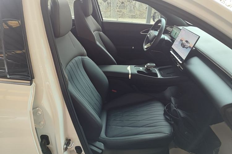 Used CHANGAN Eado 2026 Model, Fourth Generation, 1.5T 500Bar Smart Enjoyment Edition Right Front Seat