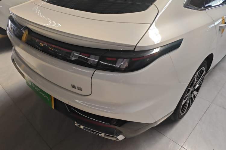 Used CHANGAN Eado 2026 Model, Fourth Generation, 1.5T 500Bar Smart Enjoyment Edition Right Rear Taillight