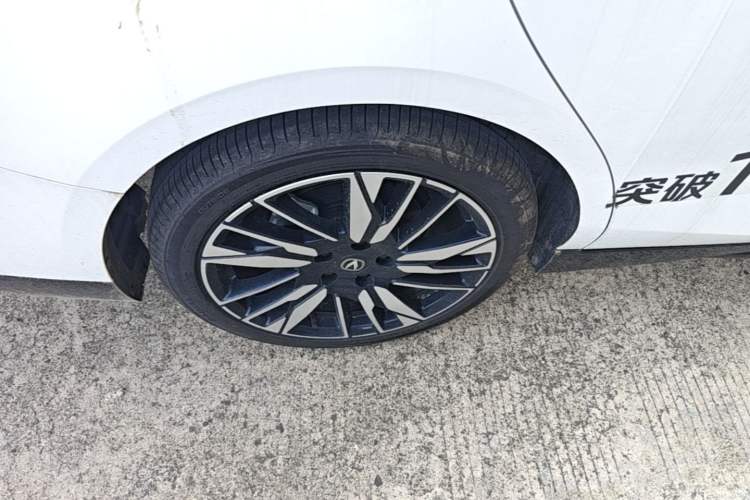 Used CHANGAN Eado 2026 Model, Fourth Generation, 1.5T 500Bar Smart Enjoyment Edition Right Rear Wheel Hub