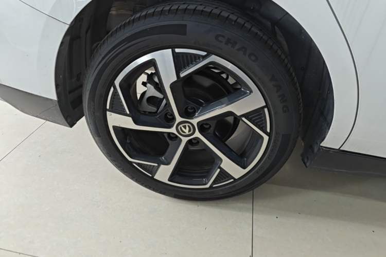 Used CHANGAN Eado 2026 Model, Fourth Generation, 1.5T 500Bar Enjoyment Edition Right Rear Wheel Hub