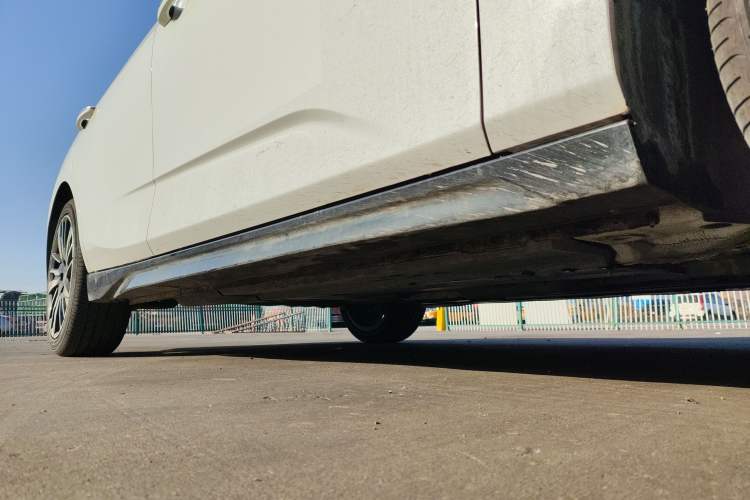 Used CHANGAN Eado 2026 Model, Fourth Generation, 1.5T 500Bar Smart Enjoyment Edition Right Side Sill