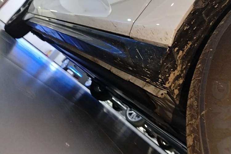 Used CHANGAN Eado 2026 Model, Fourth Generation, 1.5T 500Bar Dynamic Enjoyment Edition Right Side Sill