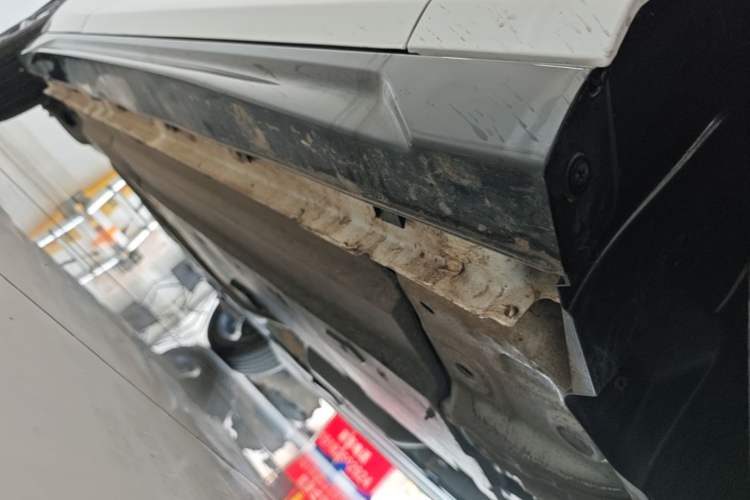 Used CHANGAN Eado 2026 Model, Fourth Generation, 1.5T 500Bar Enjoyment Edition Right Side Sill