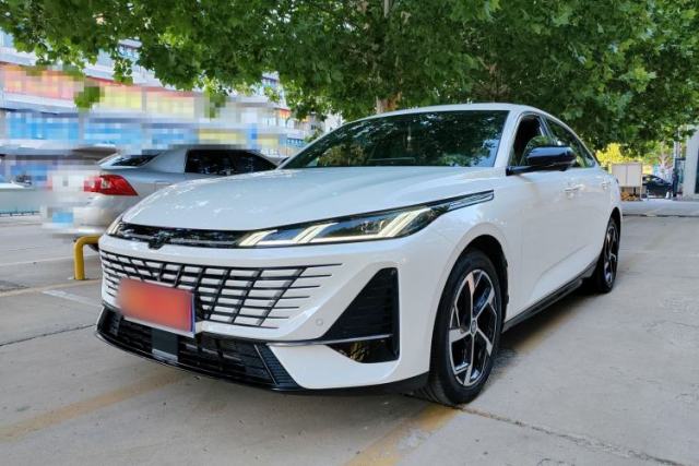 Używany CHANGAN Eado 2026 Model, Fourth Generation, 1.5T 500Bar Enjoyment Edition