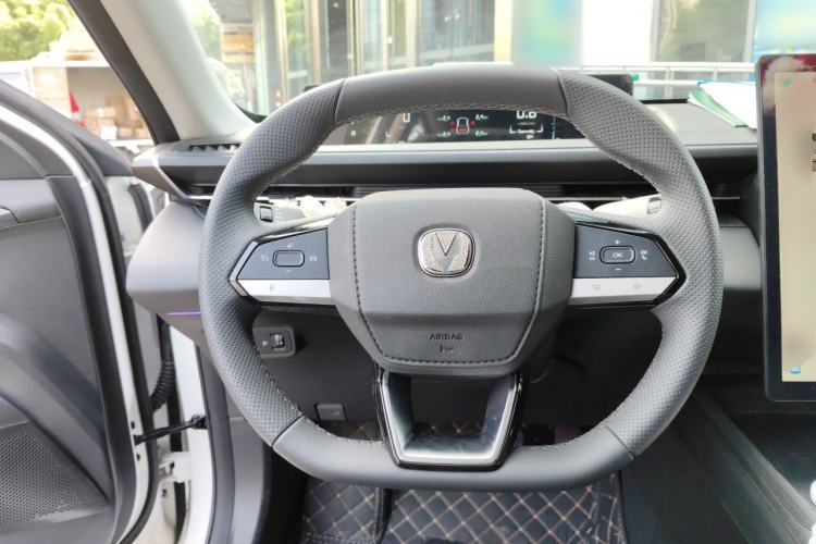 Used CHANGAN Eado 2026 Model, 1.5T Classic Edition Steering Wheel