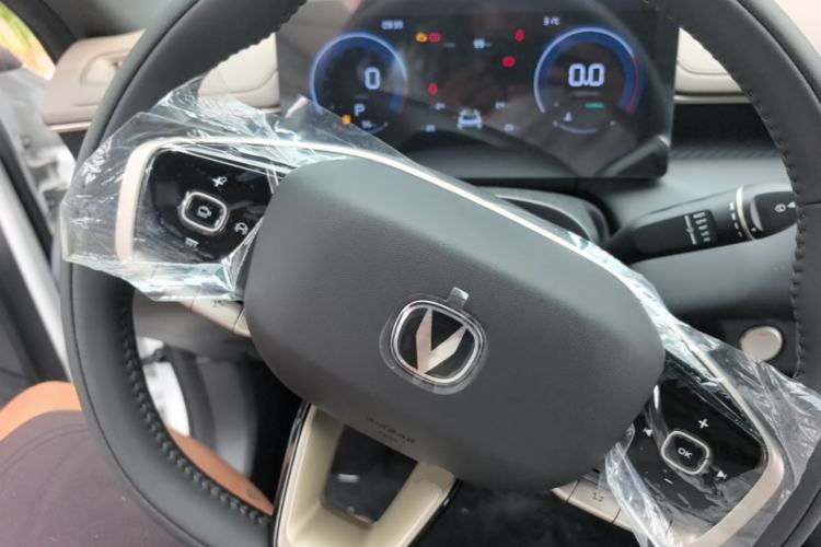Used CHANGAN Eado 2026 Model, Fourth Generation, 1.5T 500Bar Dynamic Enjoyment Edition Steering Wheel