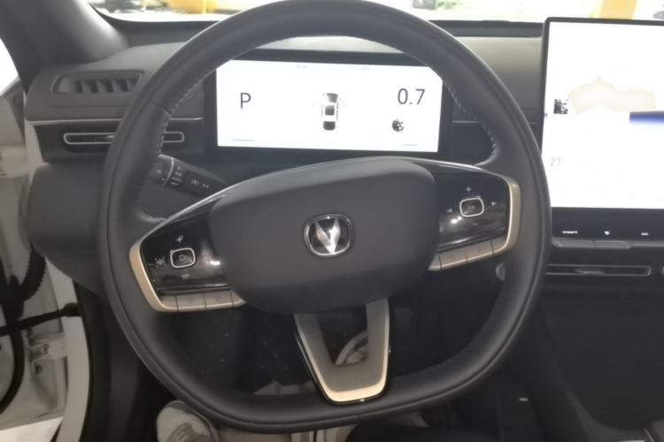 Used CHANGAN Eado 2026 Model, Fourth Generation, 1.5T 500Bar Smart Enjoyment Edition Steering Wheel