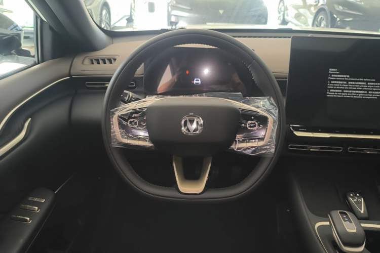 Used CHANGAN Eado 2026 Model, Fourth Generation, 1.5T 500Bar Dynamic Enjoyment Edition Steering Wheel