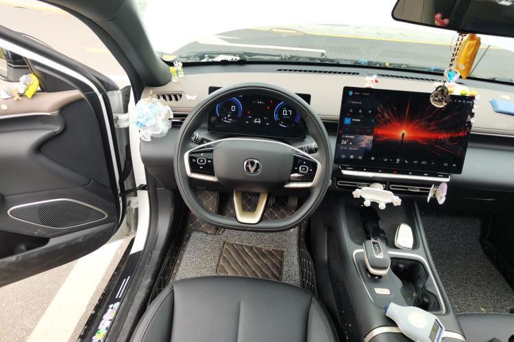 Used CHANGAN Eado 2026 Model, Fourth Generation, 1.5T 500Bar Dynamic Enjoyment Edition Steering Wheel