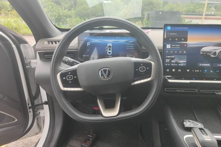Used CHANGAN Eado 2026 Model, Fourth Generation, 1.5T 500Bar Smart Enjoyment Edition Steering Wheel