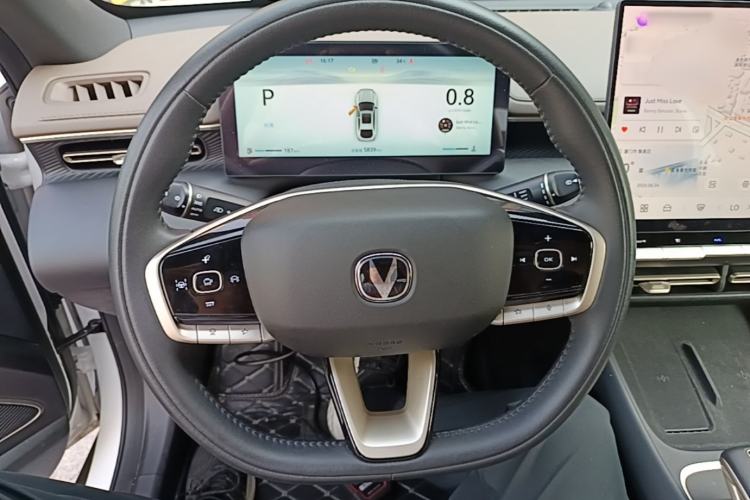 Used CHANGAN Eado 2026 Model, Fourth Generation, 1.5T 500Bar Smart Enjoyment Edition Steering Wheel