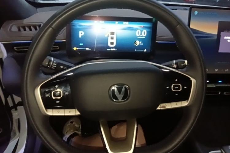 Used CHANGAN Eado 2026 Model, Fourth Generation, 1.5T 500Bar Smart Enjoyment Edition Steering Wheel