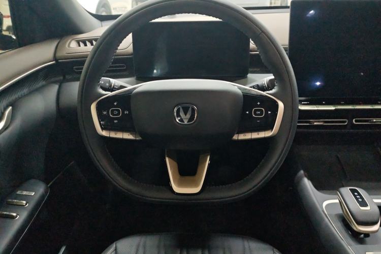 Used CHANGAN Eado 2026 Model, Fourth Generation, 1.5T 500Bar Smart Enjoyment Edition Steering Wheel