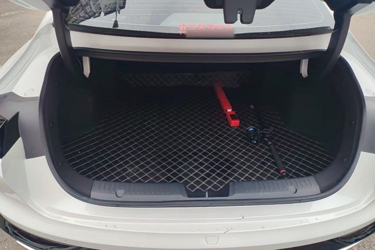 Used CHANGAN Eado 2026 Model, Fourth Generation, 1.5T 500Bar Dynamic Enjoyment Edition Trunk