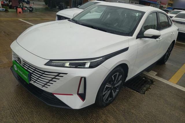 Ojetý CHANGAN Eado 2026 Model, 1.5T Classic Edition