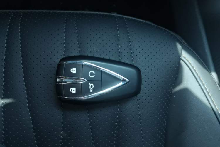 Used CHANGAN Eado 2026 Model, Fourth Generation, 1.5T 500Bar Smart Enjoyment Edition Vehicle Key