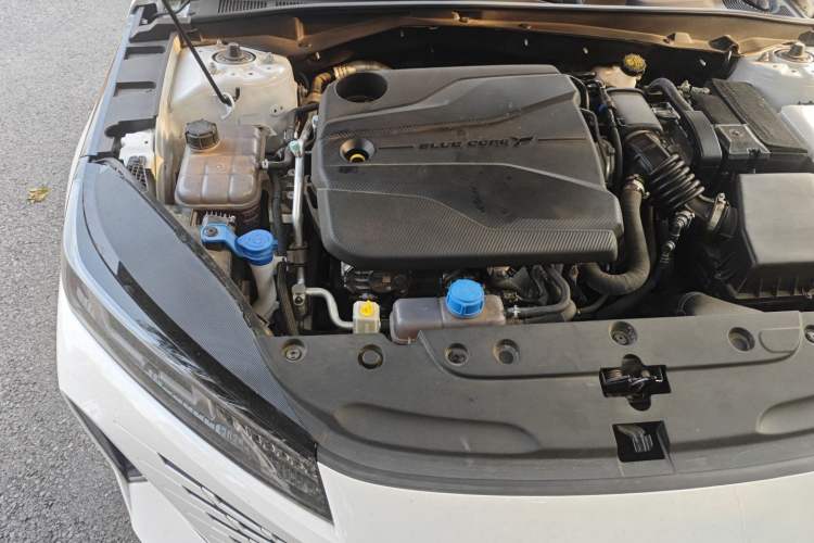 Used CHANGAN Eado DD 2023 Blue Whale NE 1.5T GDI DCT Luxury Edition Engine Bay Right