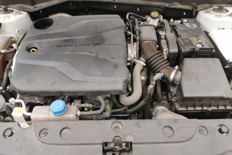 Used CHANGAN Eado DD 2023 Blue Whale NE 1.5T GDI DCT Flagship Model Engine Bay
