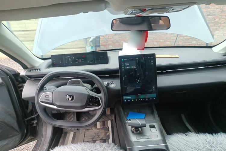 Used CHANGAN Eado DD 2023 Blue Whale NE 1.5T GDI DCT Navigation Model Center Console