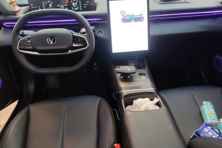 Used CHANGAN Eado DD 2023 Blue Whale NE 1.5T GDI DCT Enjoy Edition Center Console