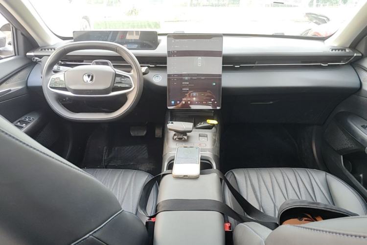 Used CHANGAN Eado DD 2023 Blue Whale NE 1.5T GDI DCT Navigation Model Center Console