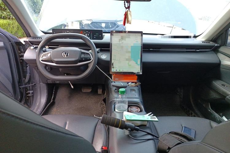 Used CHANGAN Eado DD 2023 Blue Whale NE 1.5T GDI DCT Luxury Edition Center Console