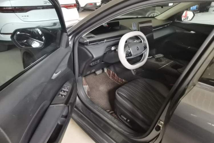 Used CHANGAN Eado DD 2023 Blue Whale NE 1.5T GDI DCT Navigation Model Driver Seat