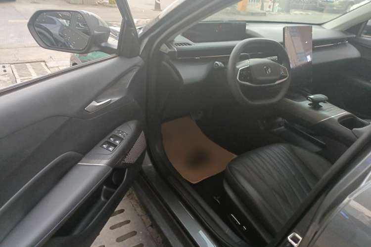 Used CHANGAN Eado DD 2023 Blue Whale NE 1.5T GDI DCT Flagship Model Driver Seat
