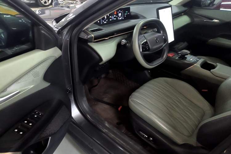 Used CHANGAN Eado DD 2023 Blue Whale NE 1.5T GDI DCT Navigation Model Driver Seat