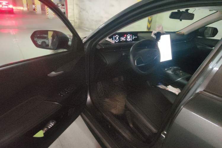 Used CHANGAN Eado DD 2023 Blue Whale NE 1.5T GDI DCT Enjoy Edition Driver Seat