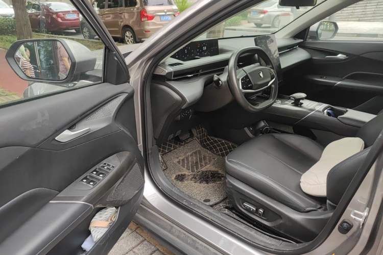 Used CHANGAN Eado DD 2023 Blue Whale NE 1.5T GDI DCT Navigation Model Driver Seat