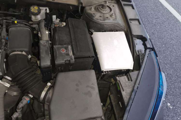 Used CHANGAN Eado DD 2023 Blue Whale NE 1.5T GDI DCT Navigation Model Engine Bay Left